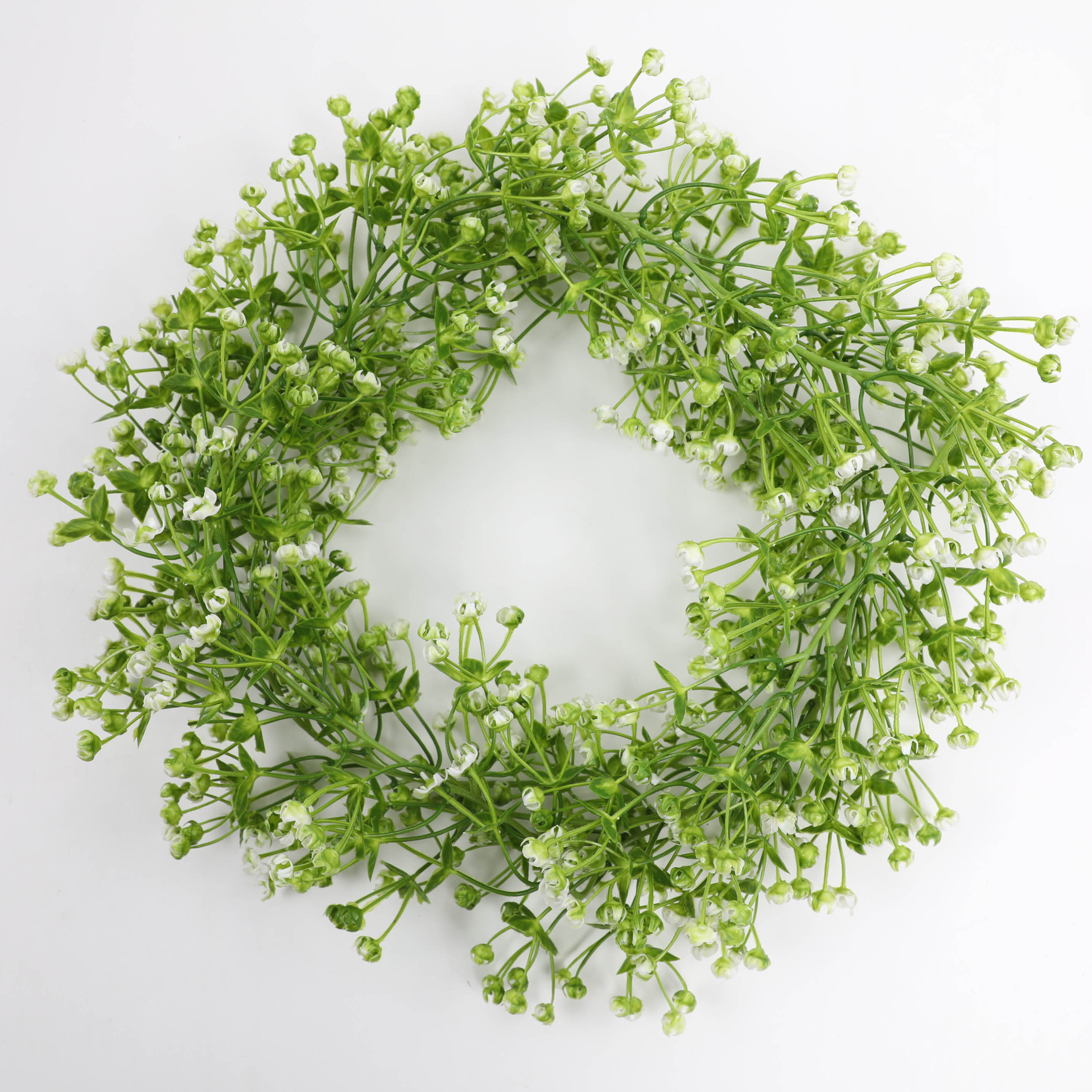 faux-wreath-realistic-beauty-for-indoor-outdoor-space